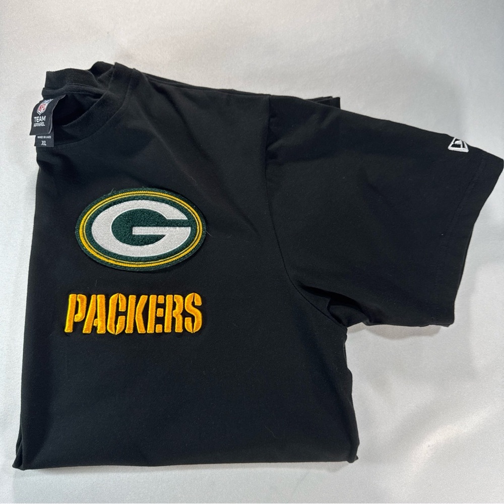 Green Bay Packers Black T-Shirt Adult XL Team Apparel NFL Raised G Patch EUC - Picture 5 of 6